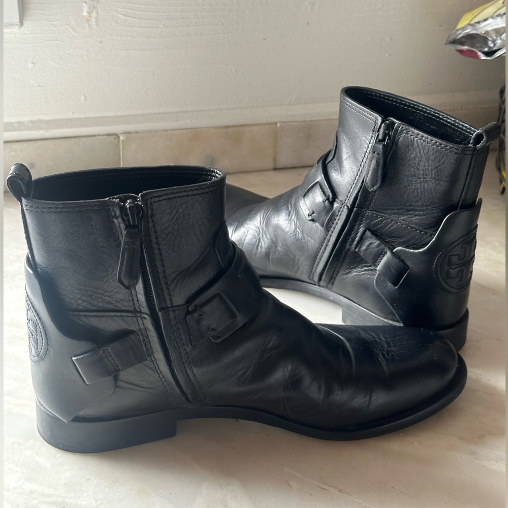 Tory Burch Women sz 8.5 Colton Leather Ankle Booties 50903 black